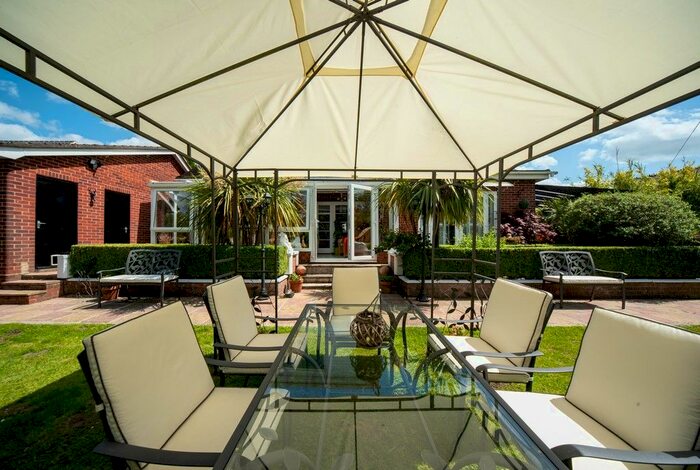 5 Bedroom Detached Bungalow For Sale In Norwich Road, Scole, Diss, IP21