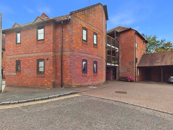 2 Bedroom Apartment For Sale In Town Bridge Court, Chesham, HP5