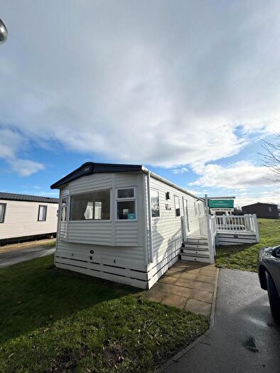 3 Bedroom Detached Bungalow For Sale In Tattershall Lakes, Tattershall, LN4