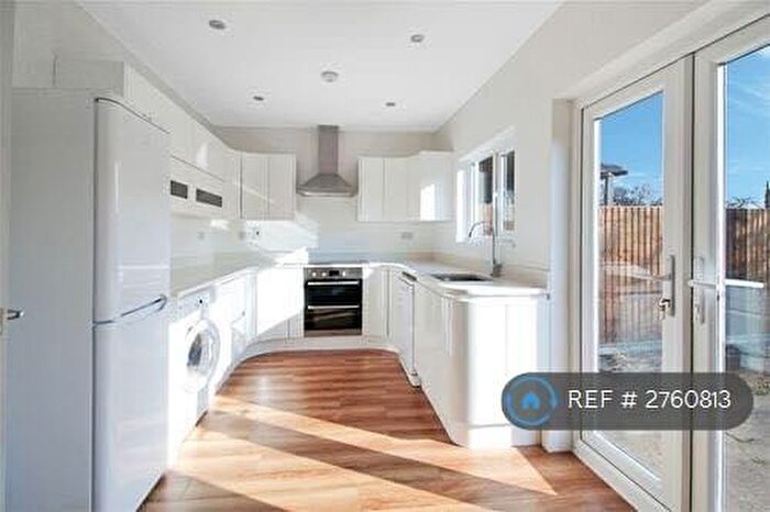 3 Bedroom End Of Terrace House To Rent In Elthorne Way, London, NW9