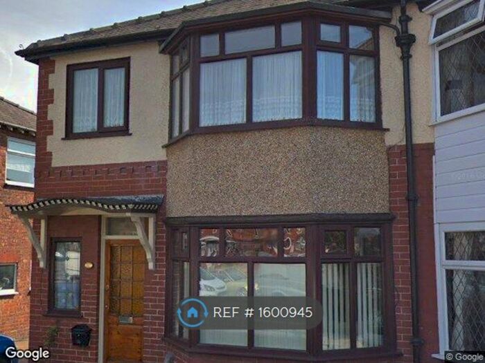 3 Bedroom Semi-Detached House To Rent In East Lancashire Road, Swinton, Manchester, M27