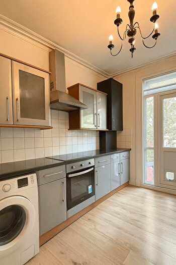 2 Bedroom Flat To Rent In Epsom Rd, Croydon, CR0