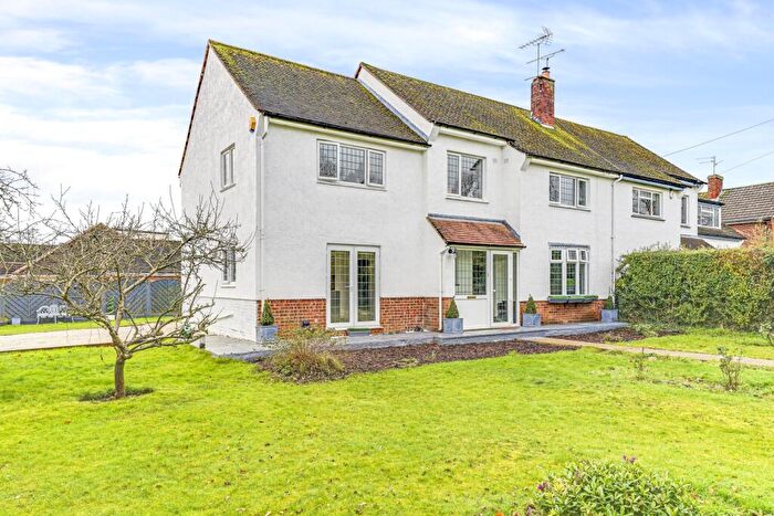 4 Bedroom Semi-Detached House For Sale In St. Johns Road, Stansted, Essex, CM24