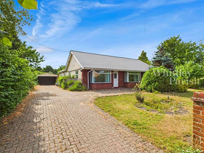 3 Bedroom Bungalow For Sale In Hall Road, Winfarthing, IP22