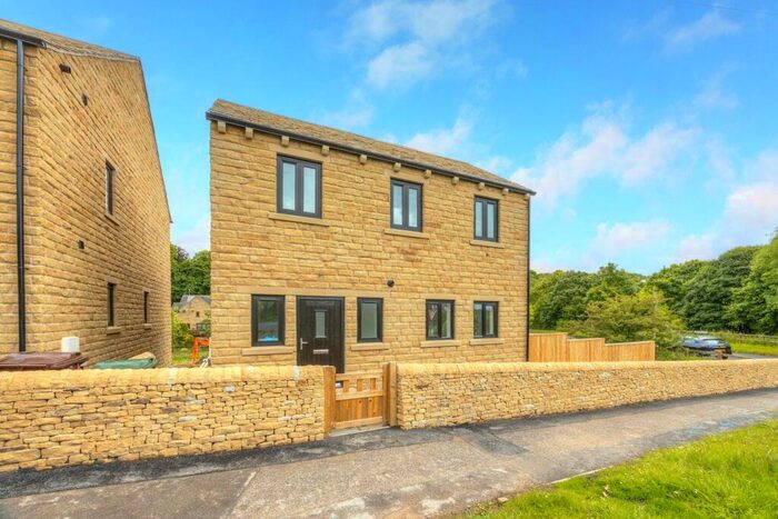 4 Bedroom Detached House For Sale In Roughbirchworth Lane, Oxspring, Sheffield, S36