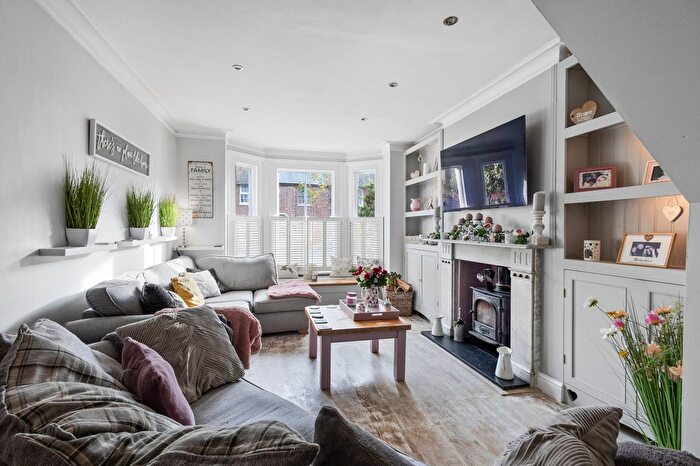 4 Bedroom Semi-Detached House For Sale In Udimore Road, Rye, TN31