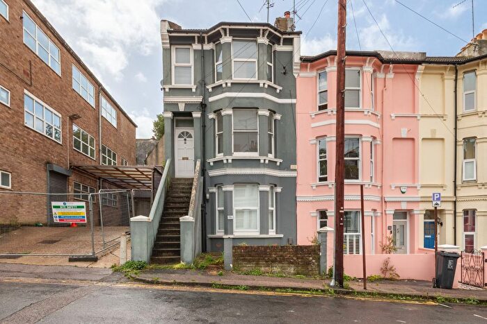 3 Bedroom Terraced House To Rent In Gladstone Place (Top), Brighton, BN2