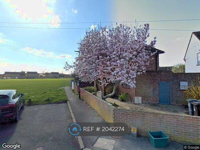 4 Bedroom Semi-Detached House To Rent In Feltham, Feltham, TW14