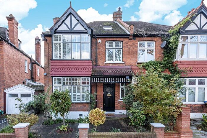 5 Bedroom Property To Rent In Hart Grove, London, W5