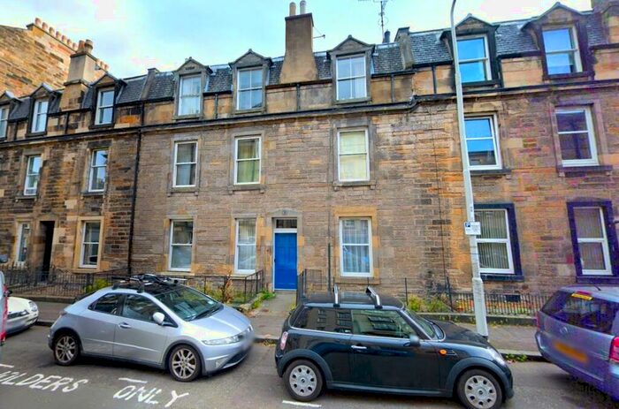 1 Bedroom Flat To Rent In Blackwood Crescent, Edinburgh, EH9