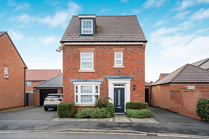 4 Bedroom Detached House For Sale In Massey Road, Wantage, OX12