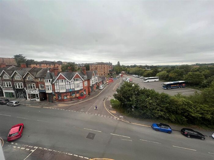 2 Bedroom Flat For Sale In Norwich Avenue West, Bournemouth, BH2