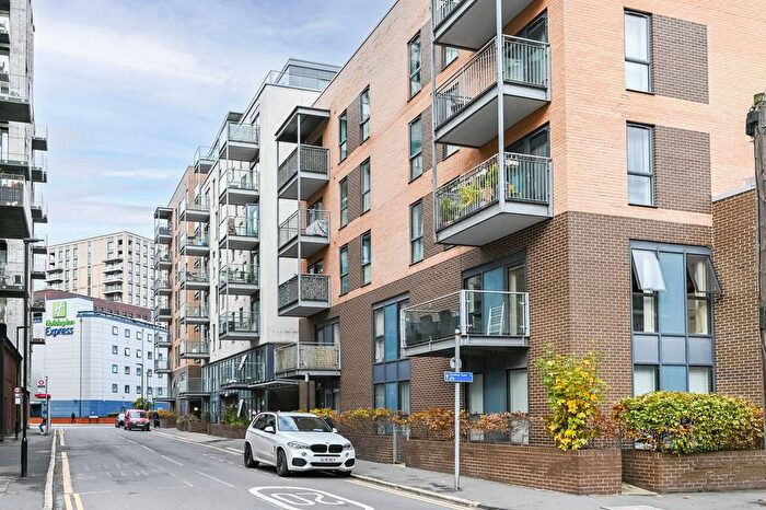 2 Bedroom Flat For Sale In New Century House, Canning Town, London, E16