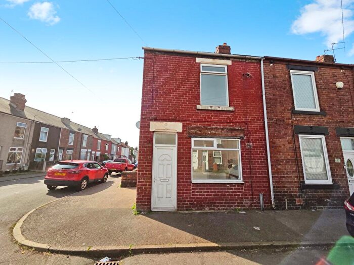 2 Bedroom End Of Terrace House For Sale In William Street, Goldthorpe, Rotherham, S63