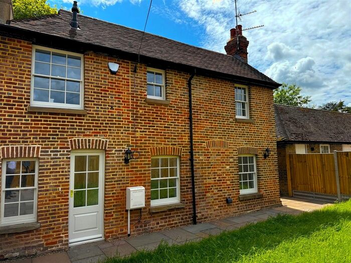 2 Bedroom Property To Rent In The Homestead, The Street, Borden, ME9