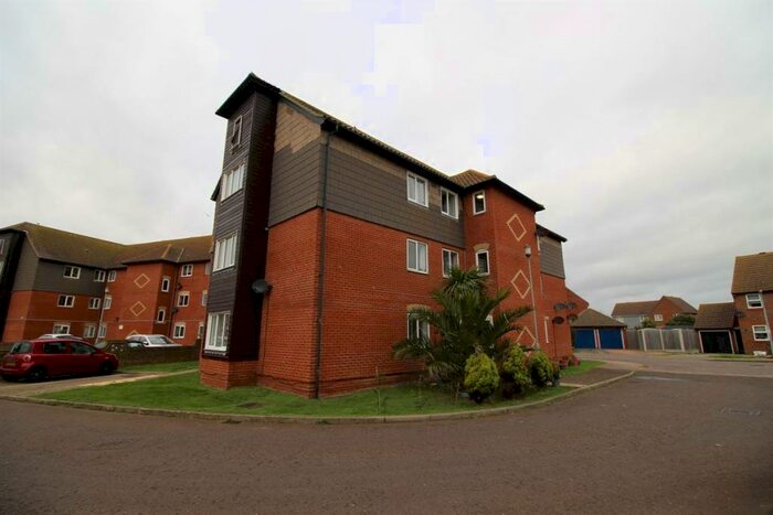 2 Bedroom Apartment To Rent In Shamrock House, Weymouth Close, Clacton-on-Sea, CO15