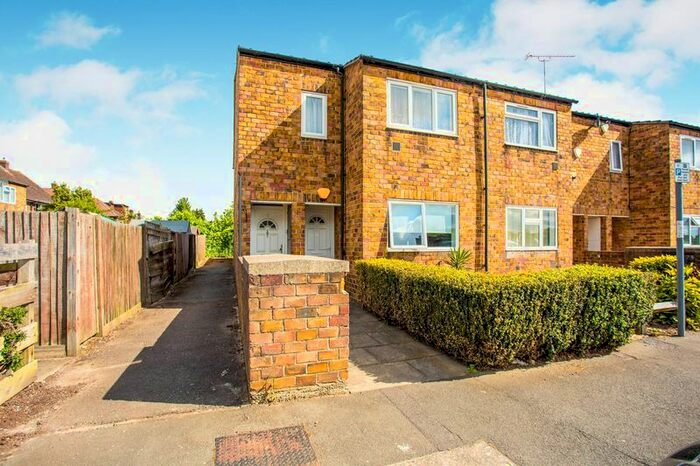 1 Bedroom Flat To Rent In Kenwood Close, Sipson, West Drayton, UB7