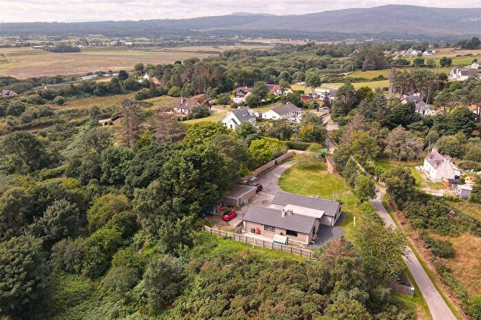 5 Bedroom Bungalow For Sale In Duncarin, Mosshill, Brora, Sutherland, KW9