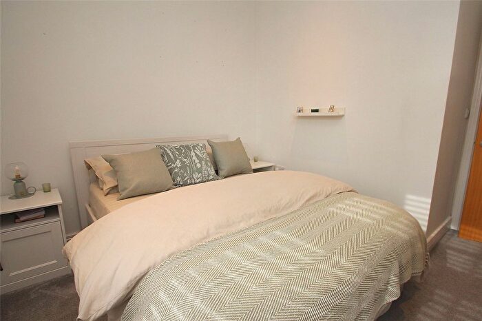 1 Bedroom Flat For Sale In North Square, Knowle, Fareham, Hampshire, PO17