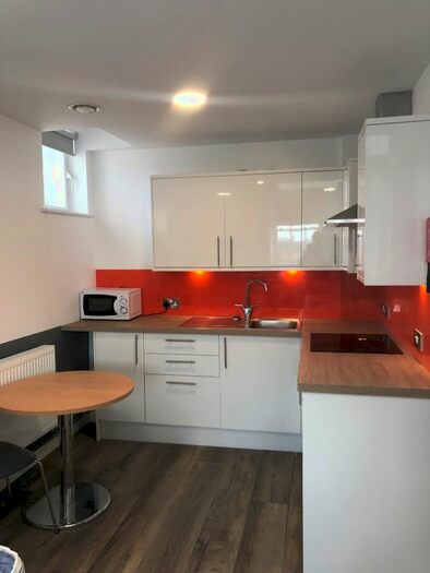 1 Bedroom Flat To Rent In Low Pavement, Nottingham, NG1