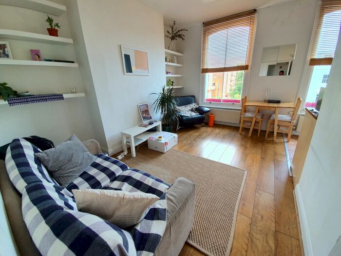 1 Bedroom Flat To Rent In Mildmay Road, Islington, N1