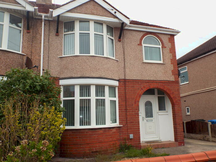 3 Bedroom House To Rent In Grange Avenue, Rhyl, LL18