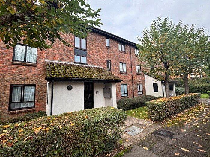 1 Bedroom Flat To Rent In Talman Grove, Stanmore, HA7