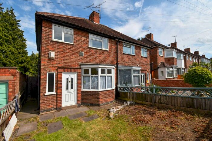 3 Bedroom Semi-Detached House To Rent In Colchester Road, Leicester, LE5