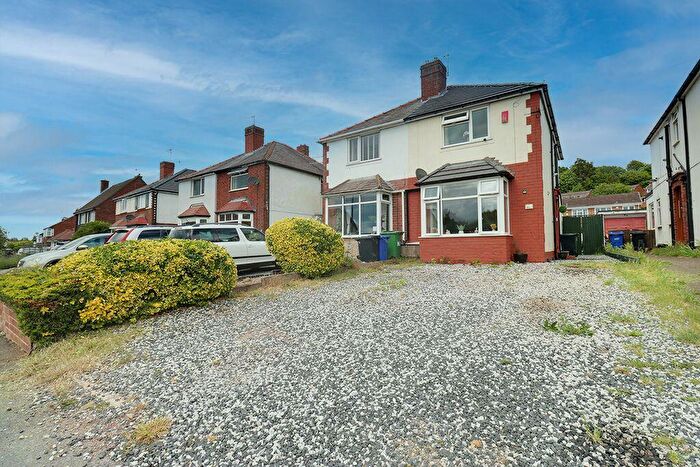 2 Bedroom Semi Detached House For Sale In Park Lane, Halesowen, B63