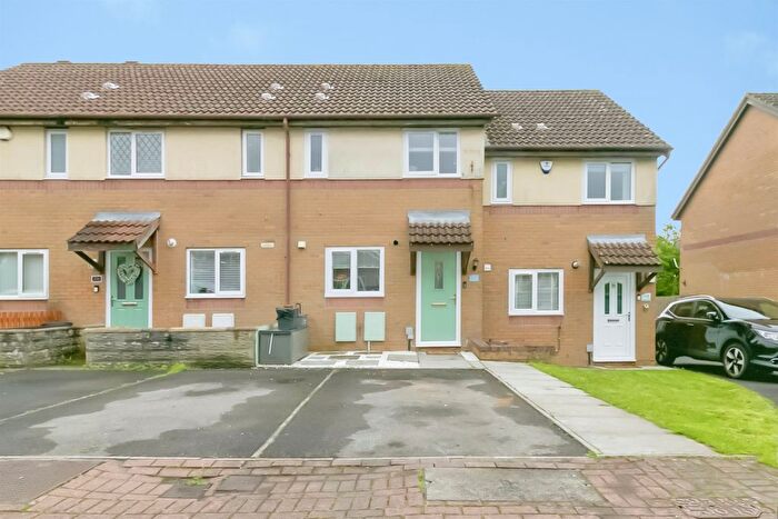 2 Bedroom Terraced House For Sale In Greenacres, Barry, CF63