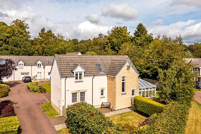 3 Bedroom Link Detached House For Sale In Elm Rise, Ballumbie, Broughty Ferry, DD5