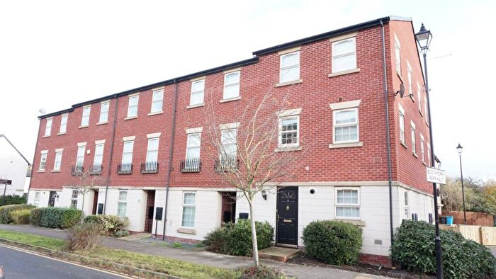 2 Bedroom Terraced House To Rent In Legends Way, Hull, HU4