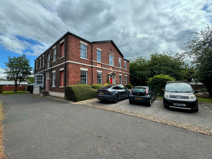 2 Bedroom Apartment To Rent In Burton House, Cockburn Close, Leeds, LS11