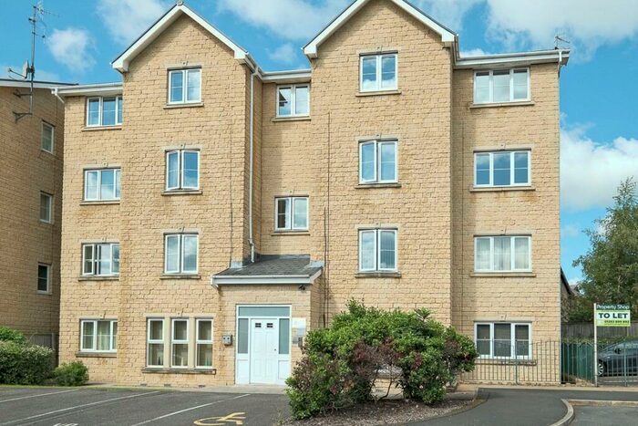 2 Bedroom Apartment To Rent In Straight Mile Court, Burnley, Lancashire, BB11
