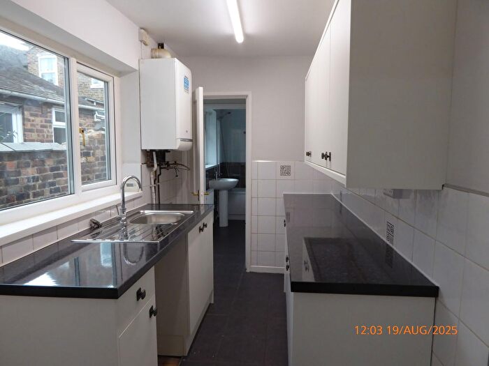 3 Bedroom Terraced House To Rent In Mountford Street, Burslem, Stoke On Trent, Staffordshire, ST6