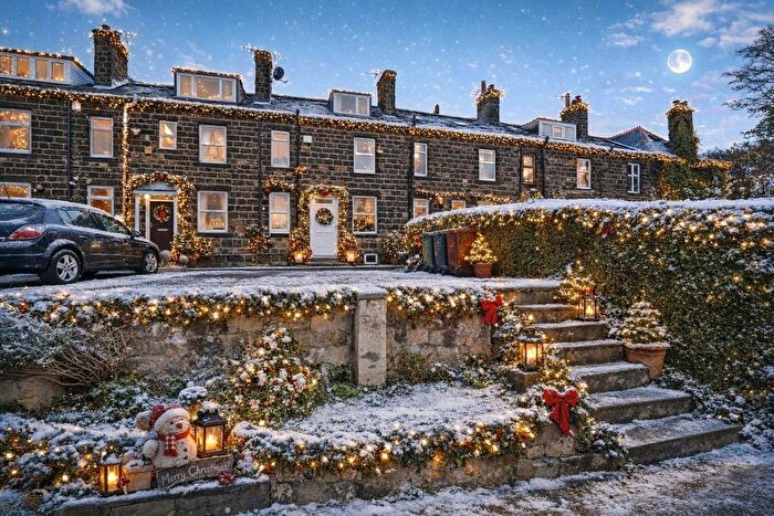 2 Bedroom Terraced House For Sale In East View, Yeadon, Leeds, LS19