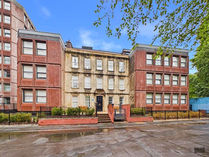 1 Bedroom Flat To Rent In Redcross Street, Bristol, BS2