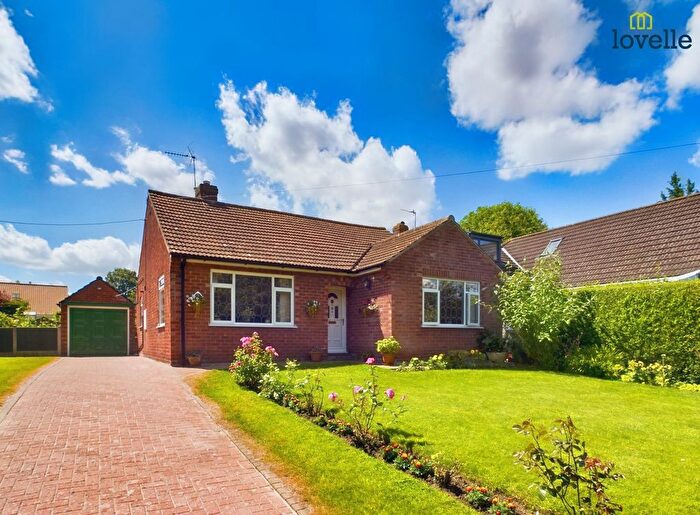3 Bedroom Bungalow For Sale In Fleets Road, Sturton By Stow, LN1
