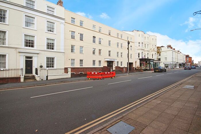 2 Bedroom Flat For Sale In Regent Street, Leamington Spa, CV32