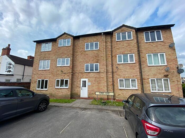 1 Bedroom Flat To Rent In Amber Court, Central, Swindon, SN1