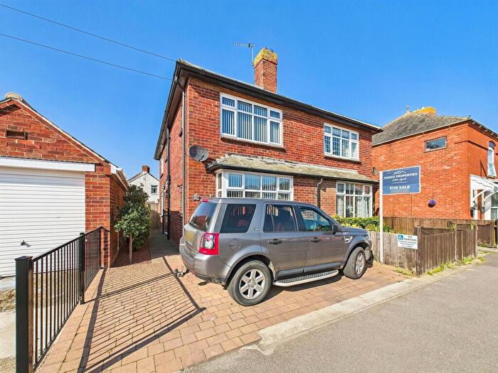 2 Bedroom Semi-Detached House For Sale In Knowle Street, Mablethorpe, LN12