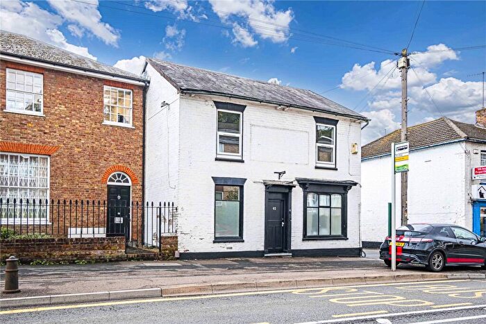 1 Bedroom Apartment To Rent In A Queensway, Hemel Hempstead, Hertfordshire, HP2