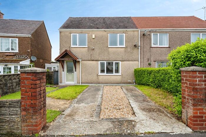 2 Bedroom Semi-Detached House For Sale In Afon Llan Gardens, Portmead, Swansea, SA5