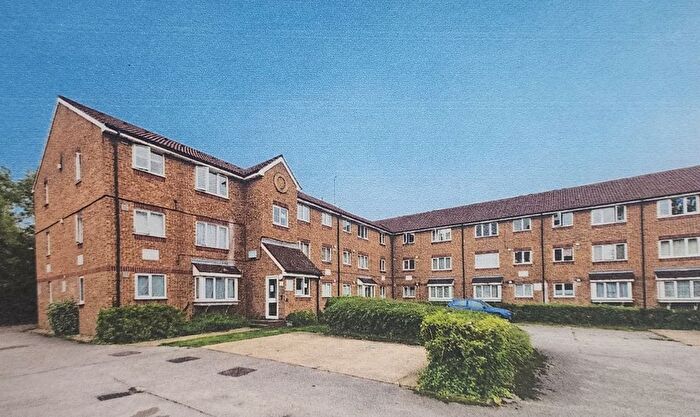 1 Bedroom Flat For Sale In Scottwell Drive, London, Greater London., NW9