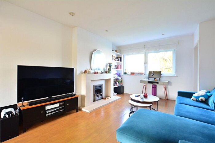 2 Bedroom Apartment To Rent In Lawnside, Blackheath, London, SE3