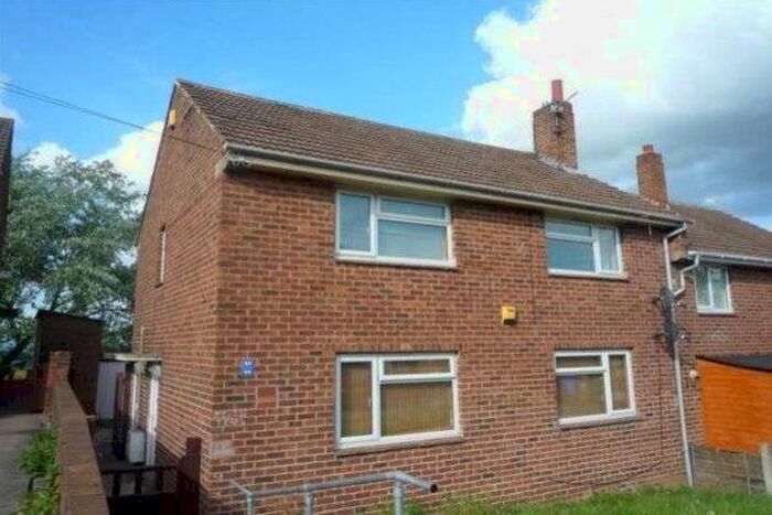 1 Bedroom Flat To Rent In Dunedin Crescent, Burton-On-Trent, DE15