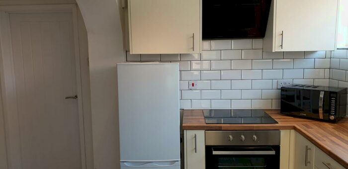 2 Bedroom Flat To Rent In Cross Street, Lincoln, LN5