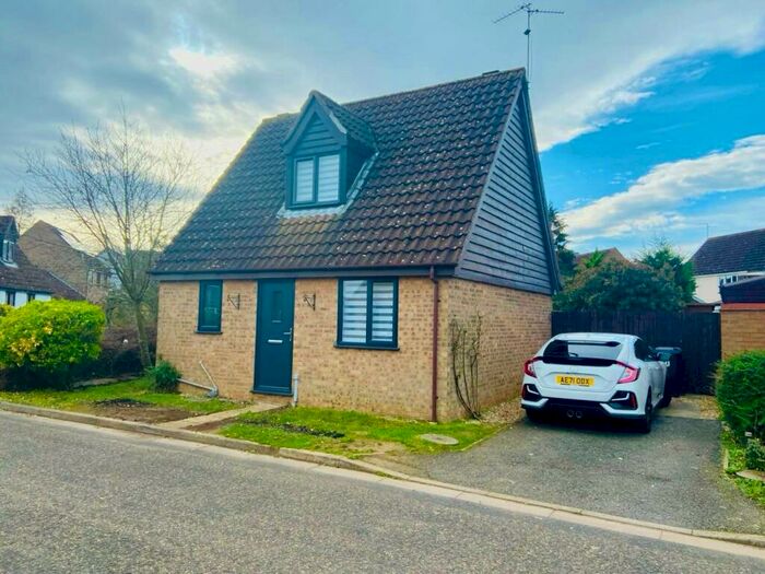 2 Bedroom Detached House To Rent In Chatsfield, Peterborough, PE4