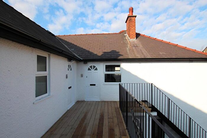 2 Bedroom Apartment To Rent In Canada Road, Cardiff, CF14