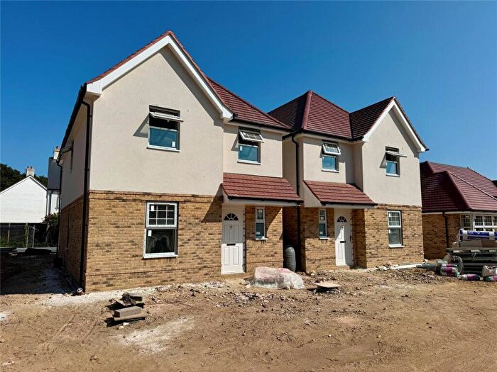 3 Bedroom Detached House For Sale In Ringwood Road, Walkford, Dorset, BH23